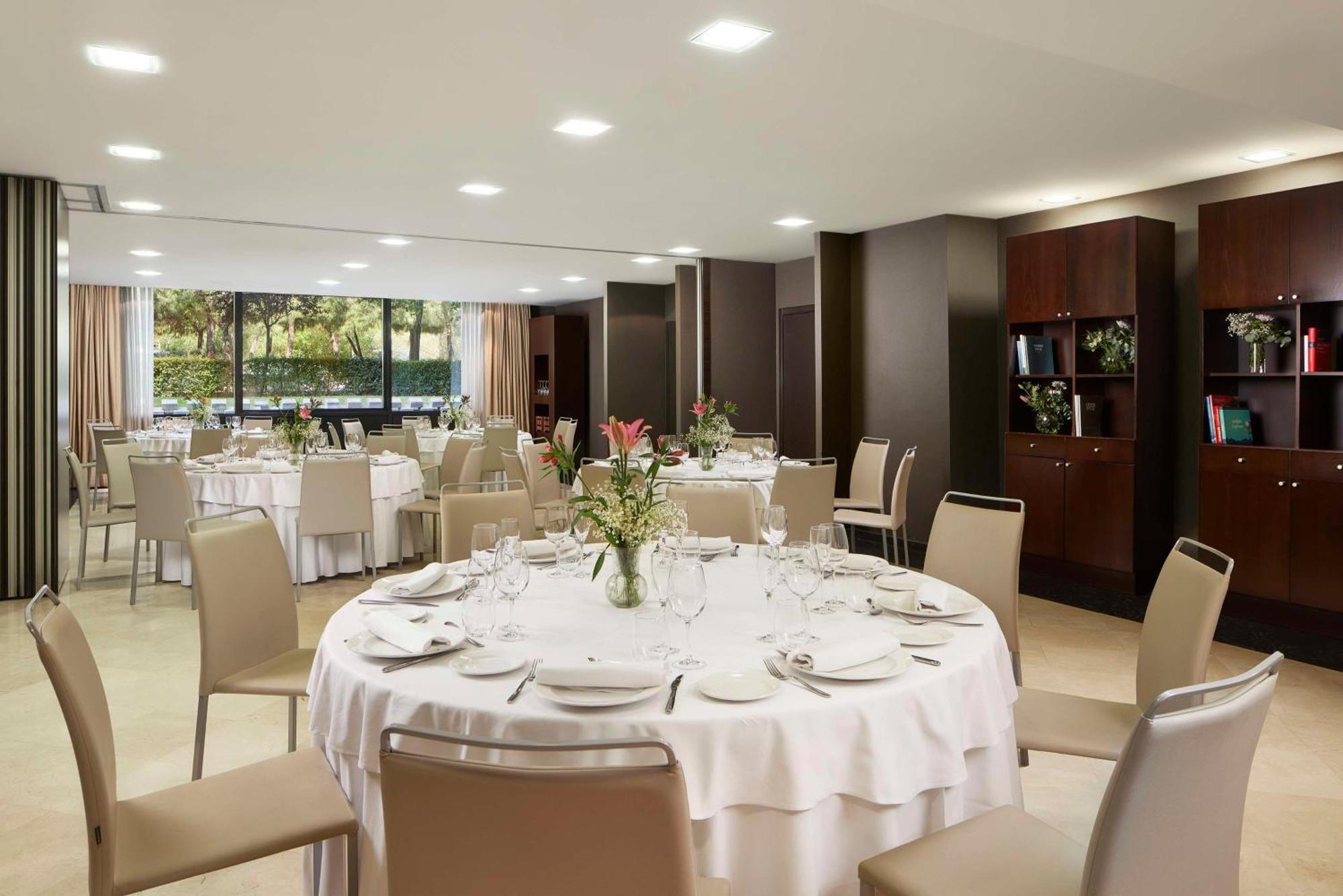 Nh Madrid Ribera Del Manzanares Hotel Exterior photo